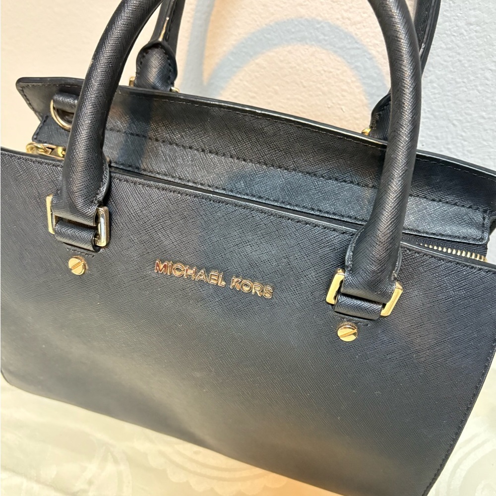 Michael Kors Black Selma Saffiano Leather Satchel - Picture 3 of 16